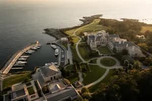 How Big Is Blackstone's Private Equity Fund, and Can You Access It?